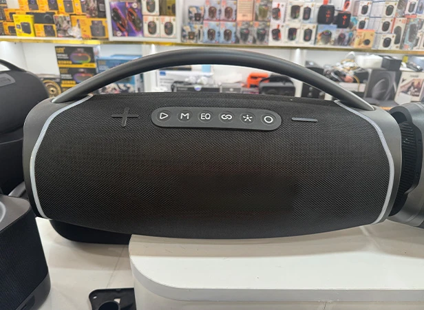 Customized Audio OEM Solutions: Precision Acoustics for an Exceptional Listening Experience Customized Audio OEM Solutions: Precision Acoustics for an Exceptional Listening Experience